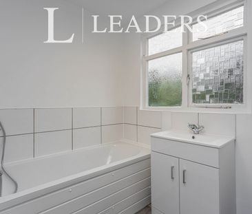 3 bedroom house to rent Chapel Road, Chapel Road, Bolney, Haywards ... - Photo 4