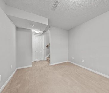 For Lease - 132 MARAVISTA Drive, Barrhaven, Ontario - Photo 4