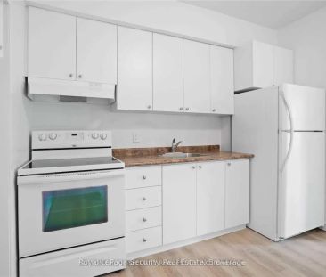 289 BLACKTHORN AVENUE - Photo 6