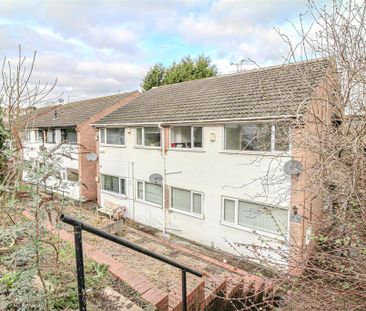 2 bedroom maisonette to rent - Photo 5