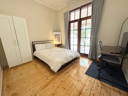 Malvern East - Photo 1