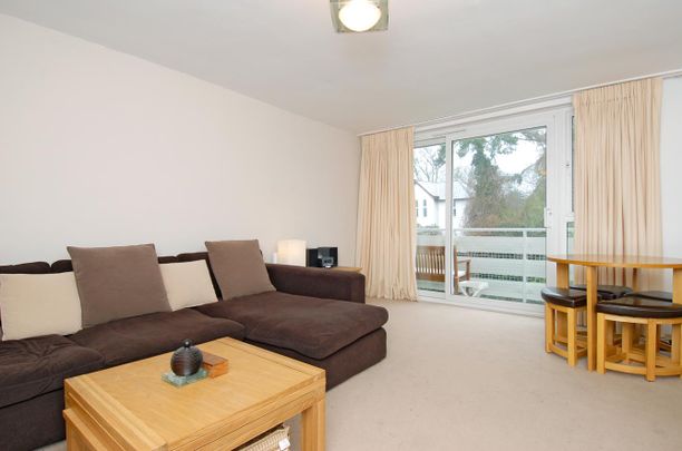 3 bedroom apartment to rent - Photo 1