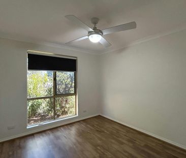 LARGE FAMILY HOME IN EATON - Photo 4