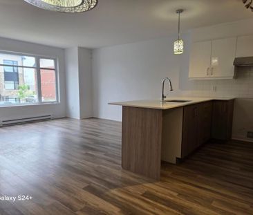 À louer – Magnifique condo 4 ½ – 1050 pi²- niveau terrasse - Photo 2