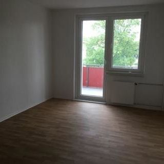 Wohnung für Wohngemeinschaften geeignet! Vereinbaren Sie einen Termin! - Photo 1