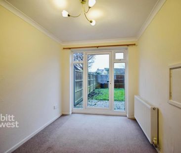 3 bedroom terraced house to rent - Photo 2