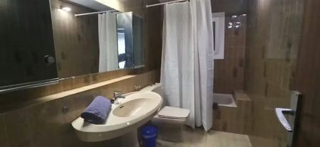 Gran Via de les Corts Catalanes, Barcelona, Catalonia 08015 - Photo 2