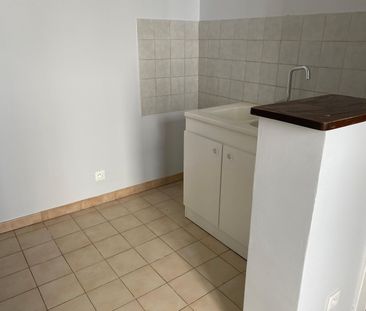 Location Appartement 2 pièces 26m² AUBENAS 07200 - Photo 2