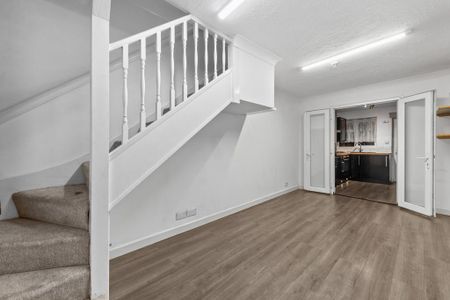 1 bedroom end of terrace house to rent - Photo 2