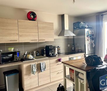 Location Appartement 3 pièces 68m² - Photo 4