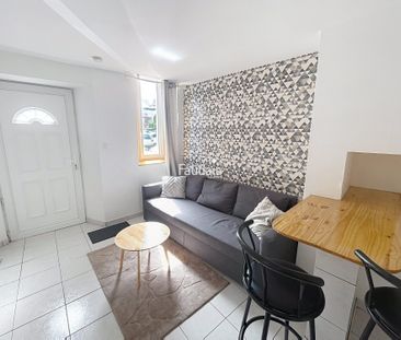 Location Appartement 1 pièce 17m² COUTANCES 50200 - Photo 1
