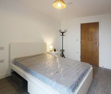 Landmark, 30 Oldfield Road, M5 - Photo 4