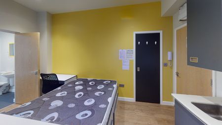 Student Properties to Let - Photo 2