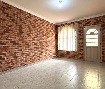 Duplex in Sought After Bossley Park! - Photo 2