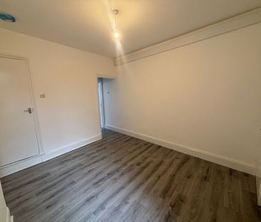 Tudor Road, LE3 5HU, Leicester - Photo 4