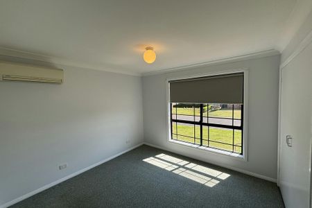 DUPLEX IN GREAT CONVENIENT LOCATION - Photo 5