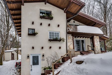 Maison unifamiliale détachée à louer à Saint-Sauveur, Quebec - Photo 2