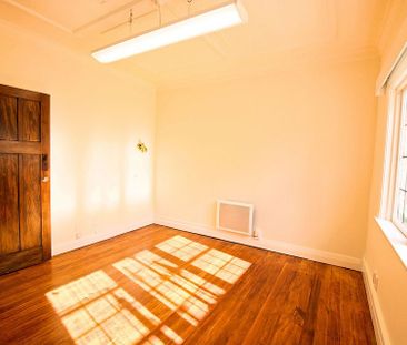 Spacious 7BR Kelburn Oasis - Photo 4