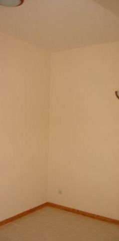 Location Appartement 1 pièce 16m² BELLEY 01300 - Photo 1