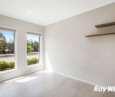 NORTH FACING PREMIUM Four Bedroom Family Residence Close to All Ame... - Photo 3