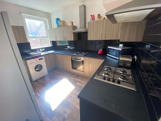 7 bedroom house share to rent - Photo 1