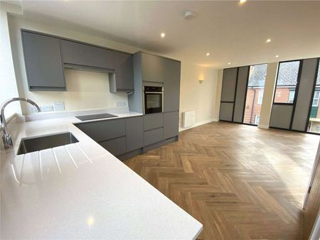 A delightful first floor, one bedroom apartment with outside space. - Photo 5