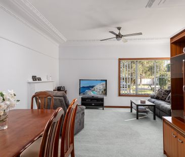 Single-level Family Home - 6 month lease ONLY - Grannyflat located ... - Photo 1