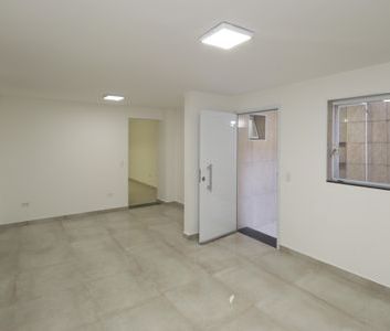 Casa para alugar com 96m², 3 quartos e sem vaga - Foto 2