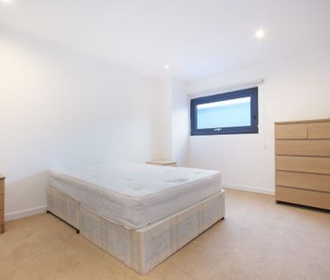 River Heights, Lancefield Quay, Glasgow, G3 8JF - Photo 2