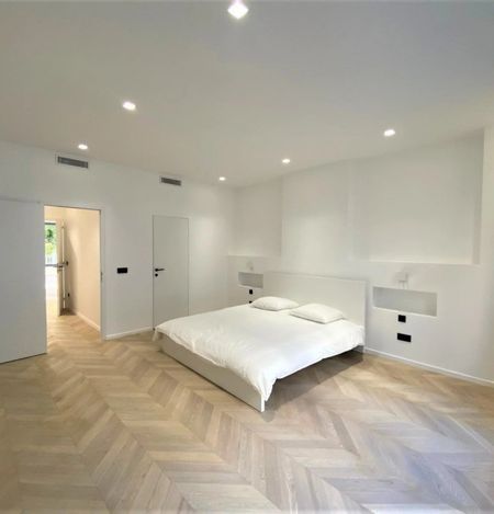 Appartement • Marseille 8ème - Photo 2