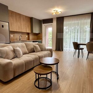 Apartament la prima închiriere, Central Scala+ Loc de parca - Photo 2