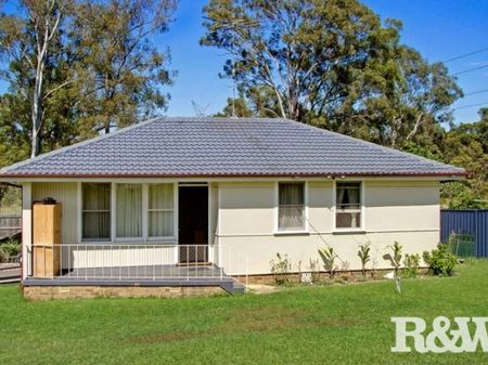 Family Home - Photo 5