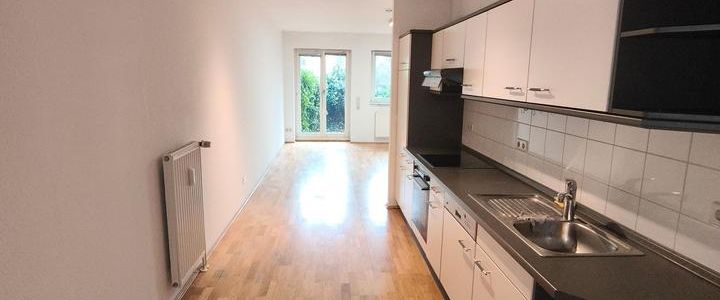 Perfekte Single-Wohnung mit Balkon und EBK in ruhiger Lage am Yachthafen!!!! - Foto 1