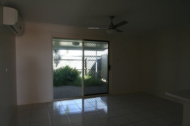 COSY UNIT READY TO MOVE IN - Photo 1