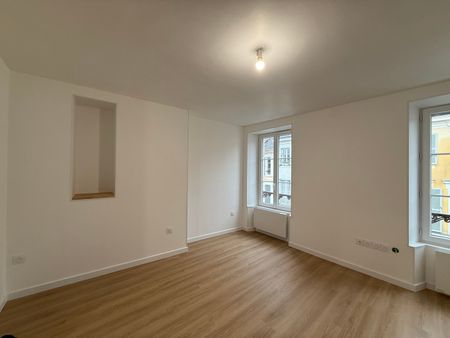 Location Appartement 3 pièces 56m² - Photo 5