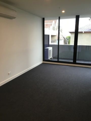 107/101 St Kilda Road, St Kilda VIC 3182 - Photo 4