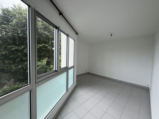 LA POSSESSION A LOUER T2 de 76 M2 - Photo 1