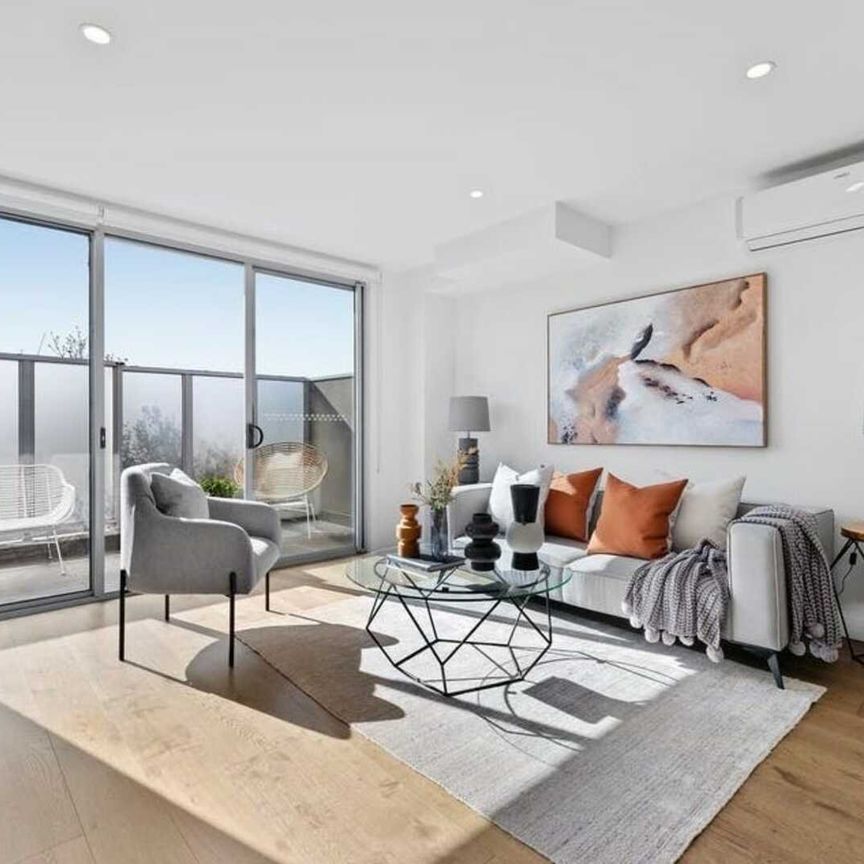 Modern Living in the Heart of Essendon - Photo 1
