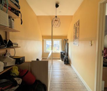 Duplex-appartement (101m²) met 2 slaapkamers, gelegen in centrum Gent, vlakbij Coupure/Rozemarijnbrug. - Foto 1