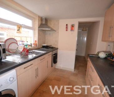 6 Bed - Hatherley Road, Uni Area - Photo 1