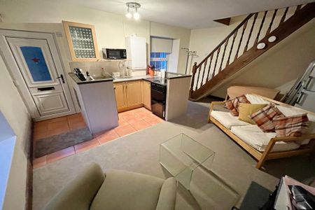 1 bedroom end of terrace house to rent - Photo 4