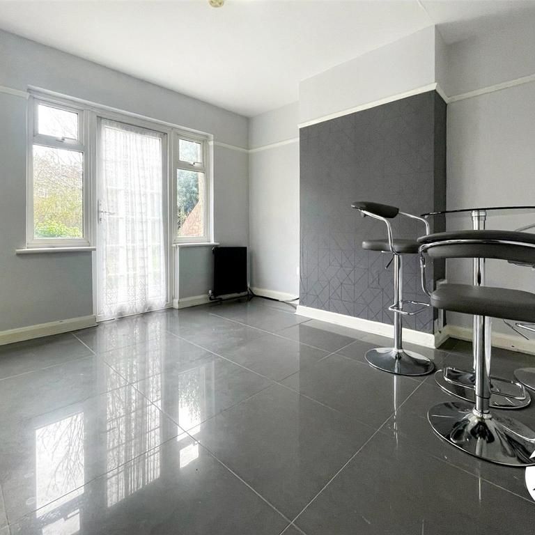 3 bedroom house to rent - Photo 1