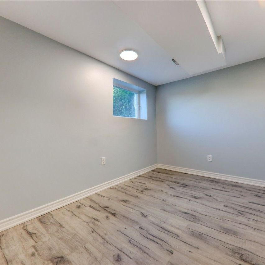 For Lease - 34 Oakmeadow Boulevard Unit# Bsmt, Toronto, Ontario - Photo 1