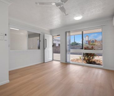 Brand new fully renovated modern unit in Central Mundingburra - Photo 1