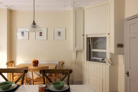 5 bedroom terraced house to rent - Photo 4