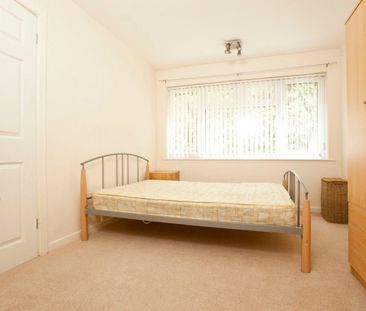 Newly refurbished 1 Bed Westbourne - Photo 4