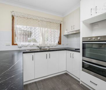 2/13 Yentoo Drive, Glenfield Park, NSW 2650 - Photo 4