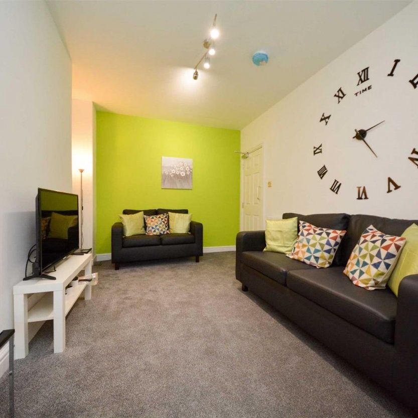 1 bed Room for Rent - Photo 1