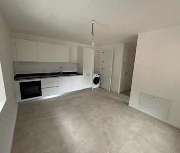 Appartamento Moderno con terrazzo - Photo 5