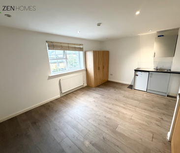 Studio to rent - Photo 5